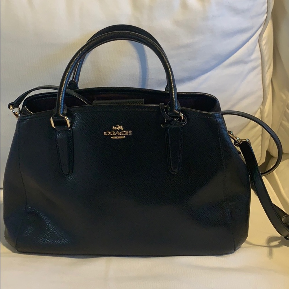 Like new COACH Small Margot Carryall in black.